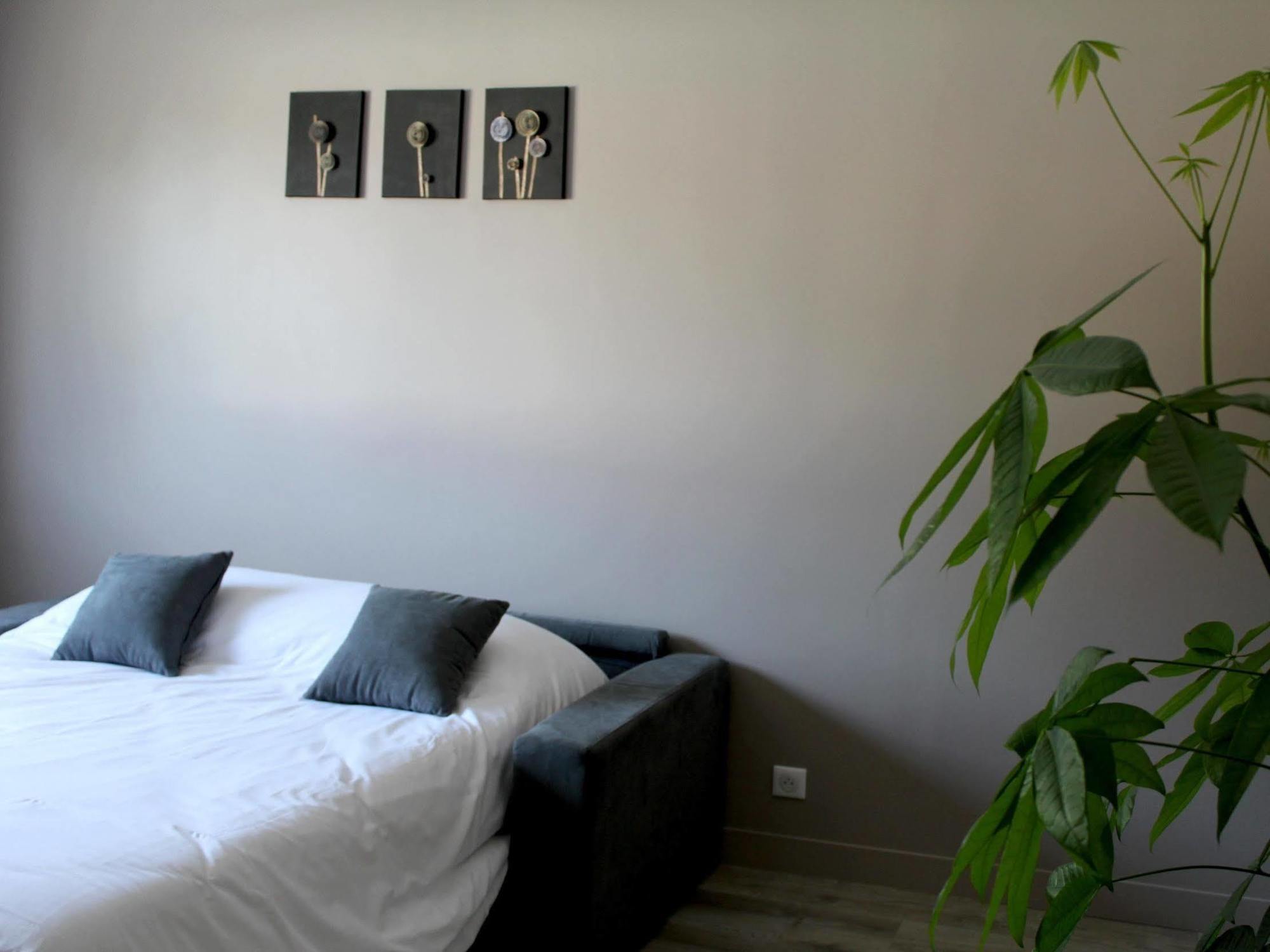 Le Quincangrogne Hotel 3*